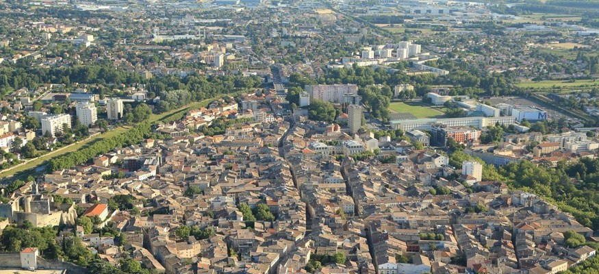 Vente et pose de gazon artificiel à Montélimar