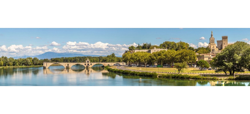 Vente et pose de pelouse synthétique à Avignon