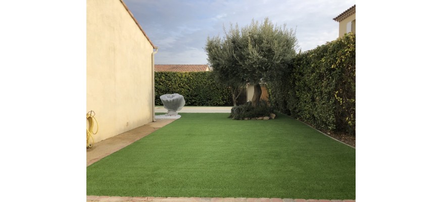 Vente et pose de gazon artificiel à Beuzeville