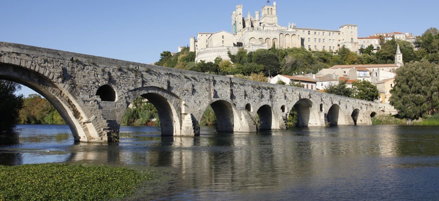 Vente et pose de gazon synthétique à Narbonne
