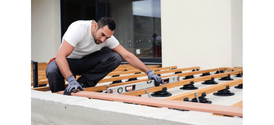 Les avantages de la pose d’une terrasse sur plots