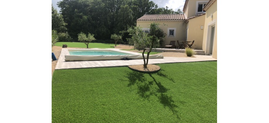 Quel revêtement de sol choisir pour l’aménagement de son tour de piscine ?