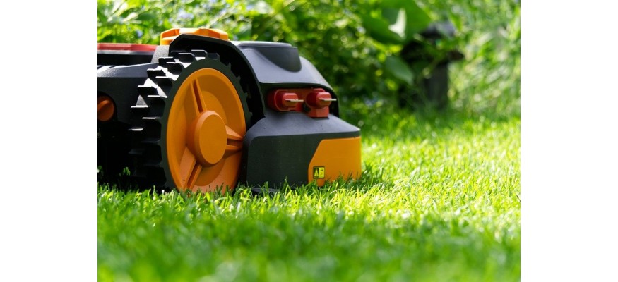 Comment choisir son robot tondeuse ?