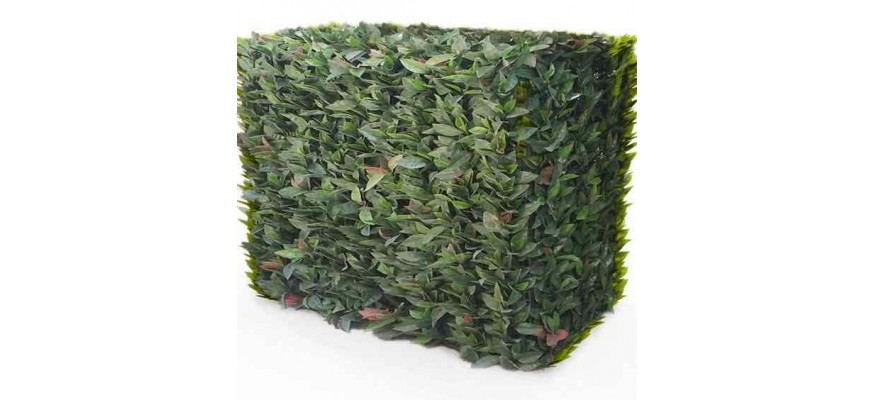 Comment cacher une clim avec un mur végétal ou un feuillage artificiel ?